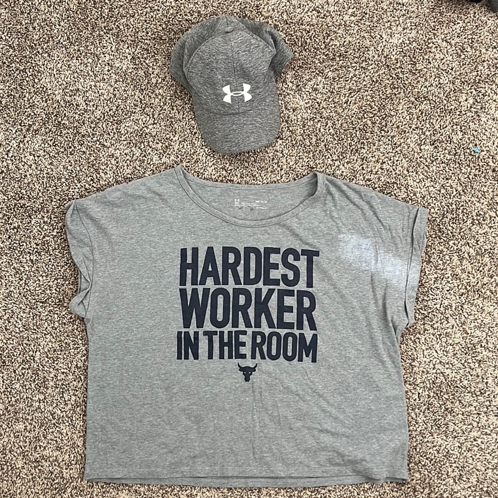 Under Armour “The Rock” Cropped workout Tshirt